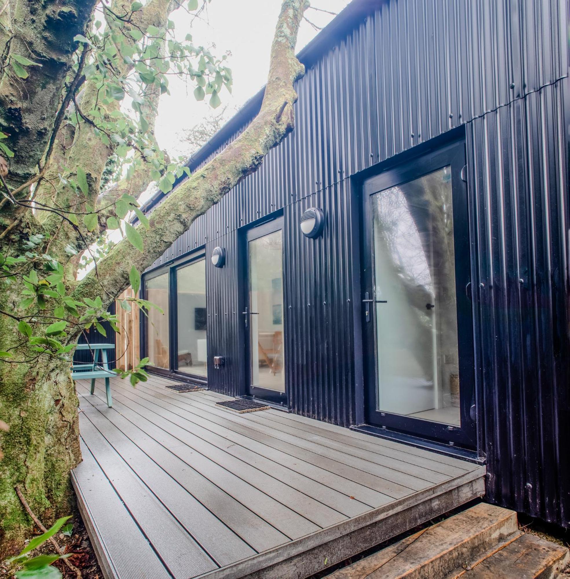 Lowen Tree House Труро Екстериор снимка